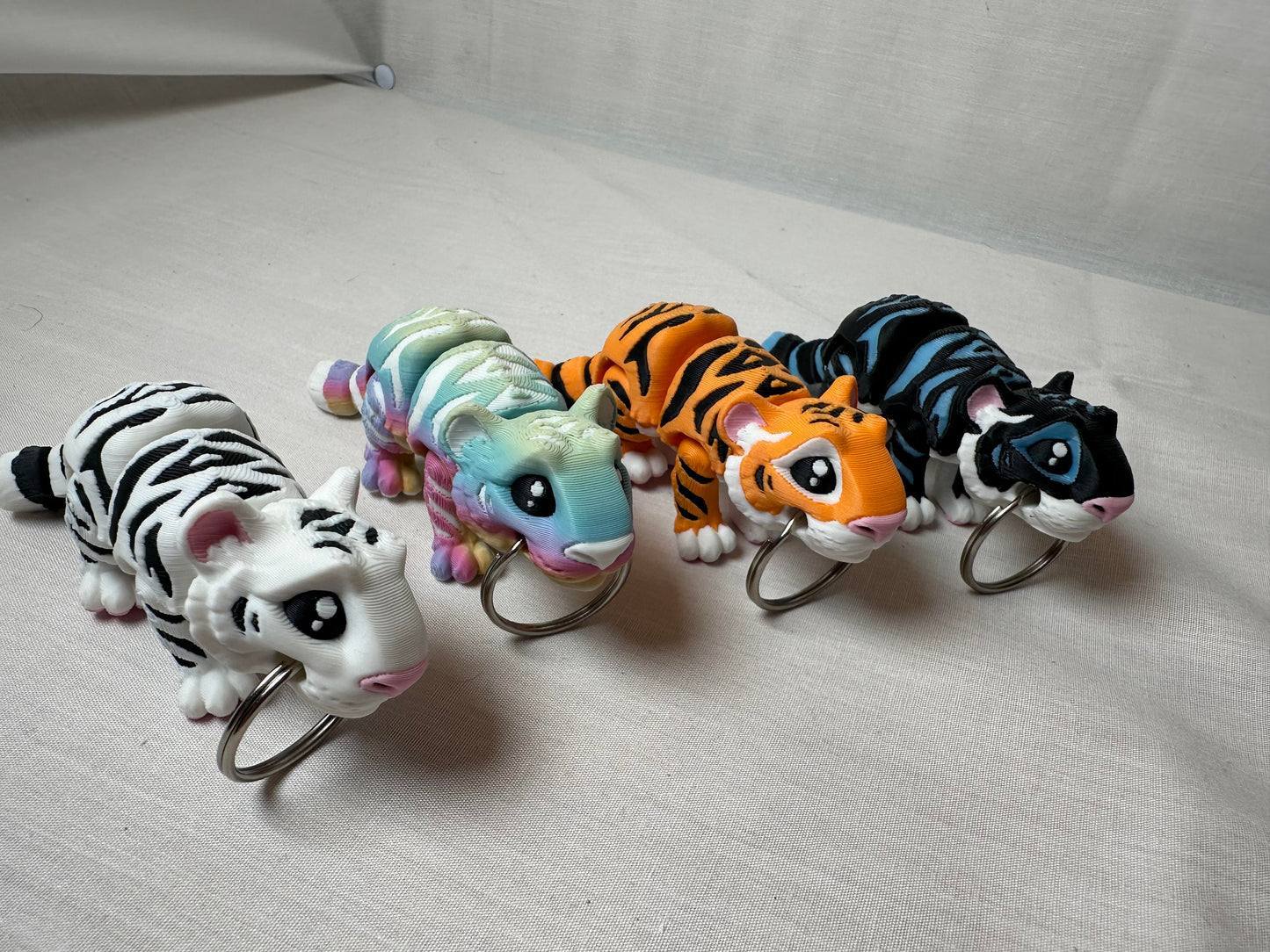 3D Articulated Mini Tiger Display Pieces Fidget or Keychain