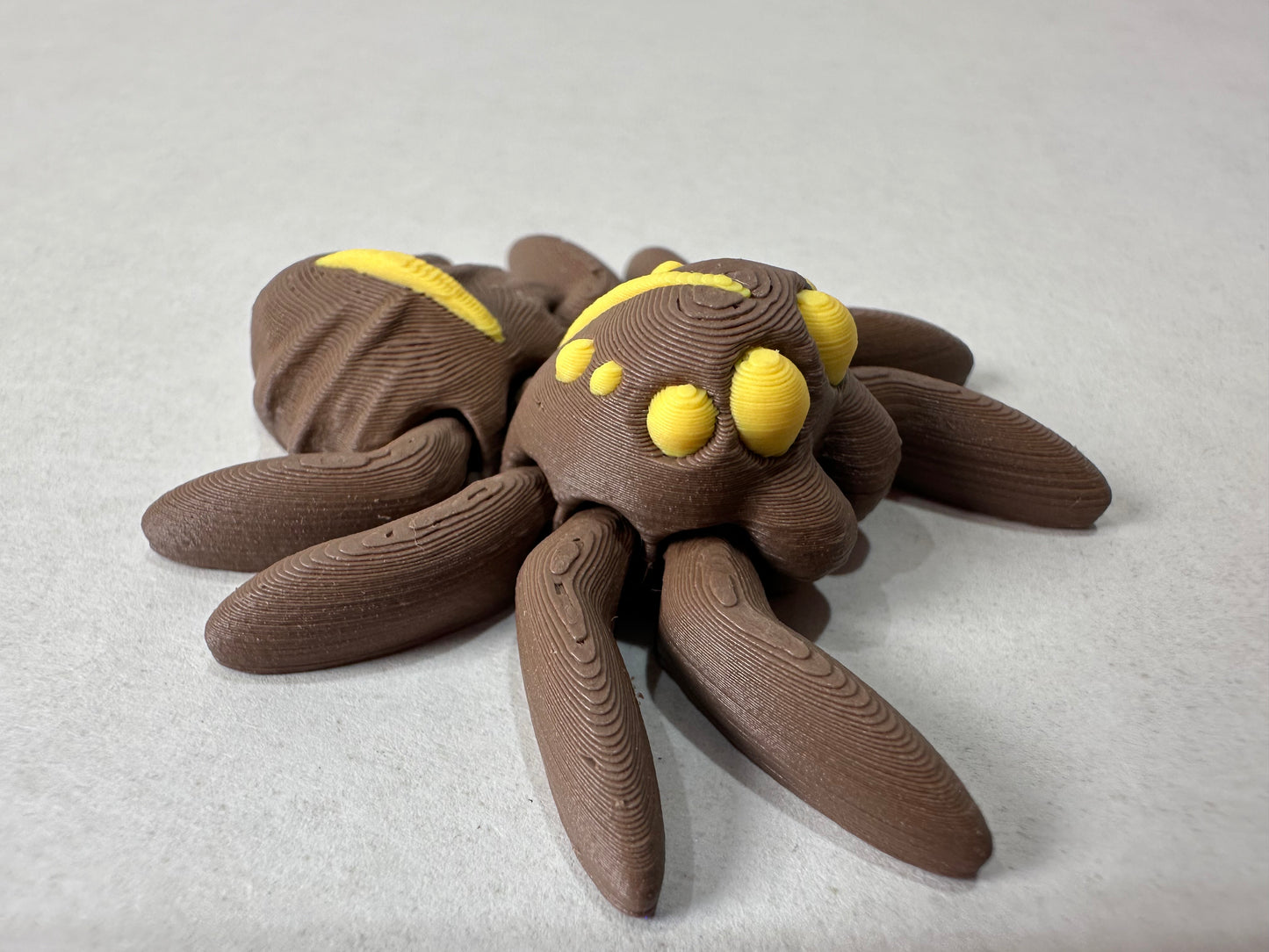 3D Printed Articulating Baby Jumping Spider – Poseable Cute Desk Pet