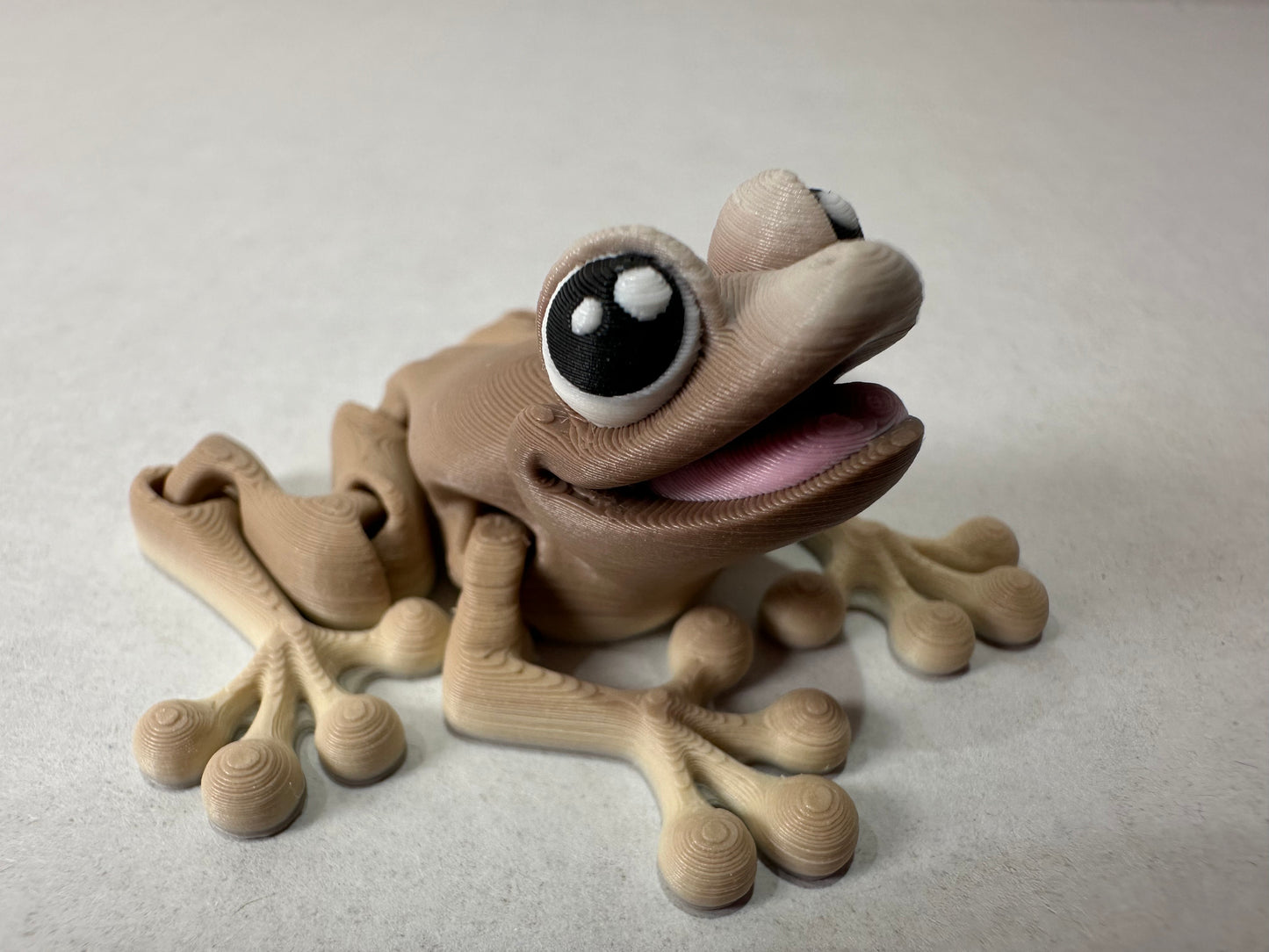 3D Printed Magnetic Articulating Tiny Frog – Cute Fridge or Desk Buddy