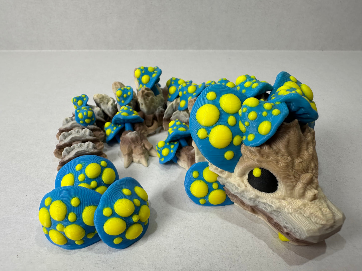 Articulating Mushroom Dragon – 9" 3D Printed Fantasy Creature – Glow, Cappuccino, or Macaron Rainbow Finish