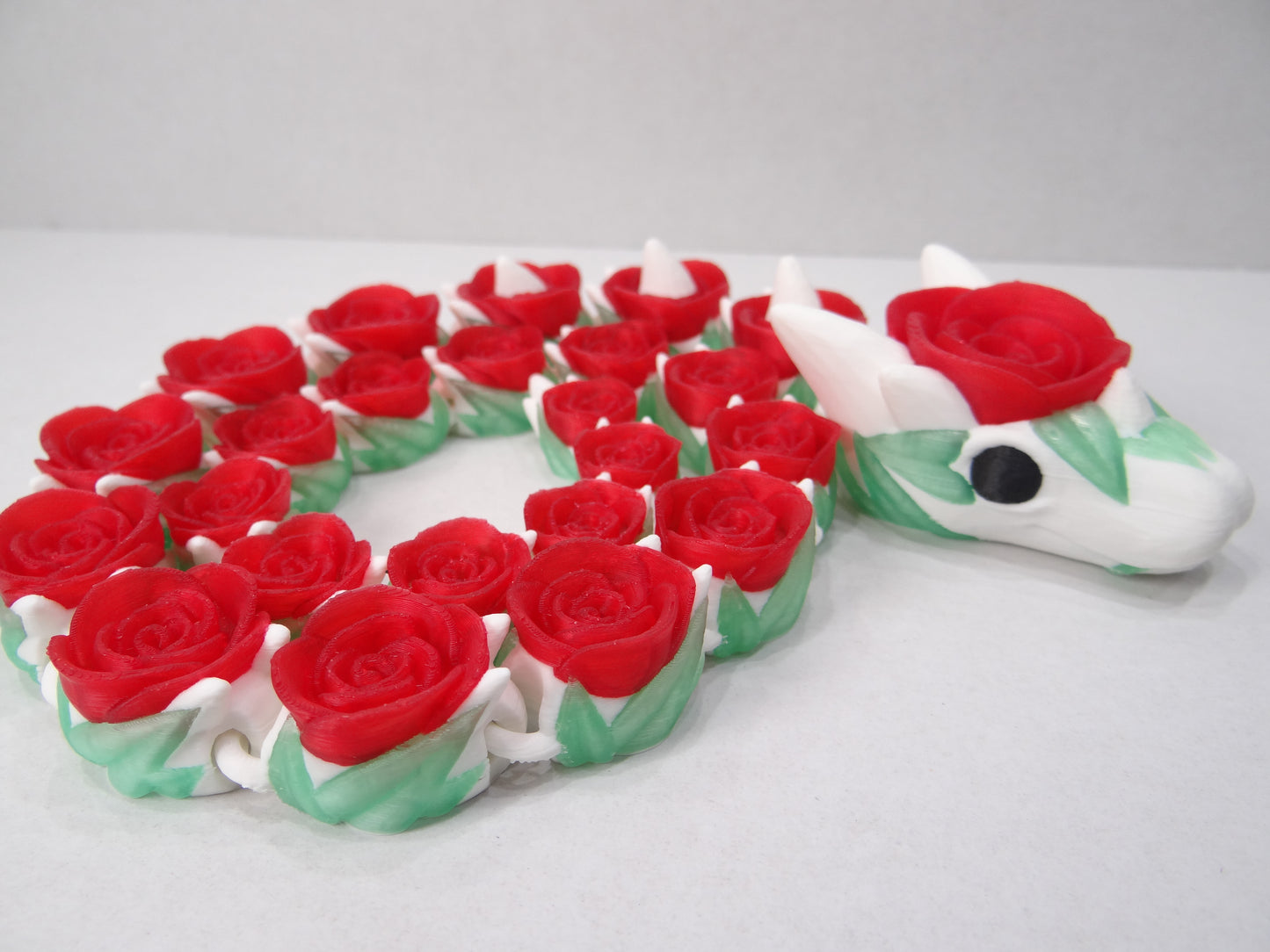3D Printed Articulating Rose Snake – Elegant Poseable Floral Fantasy Decor