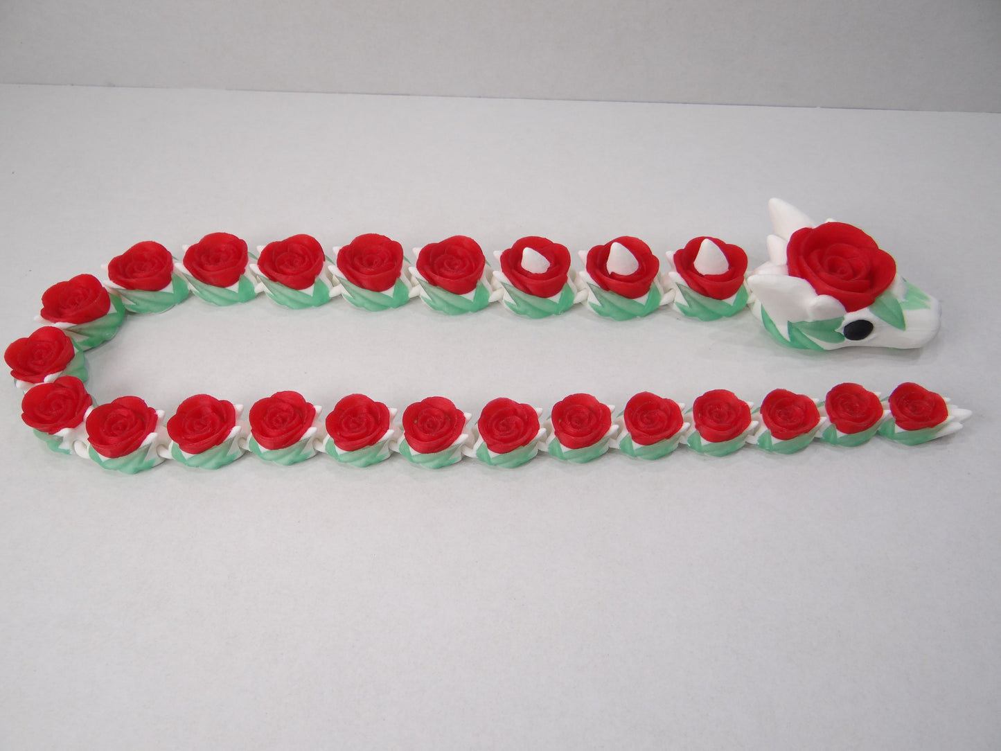 3D Printed Articulating Rose Snake – Elegant Poseable Floral Fantasy Decor