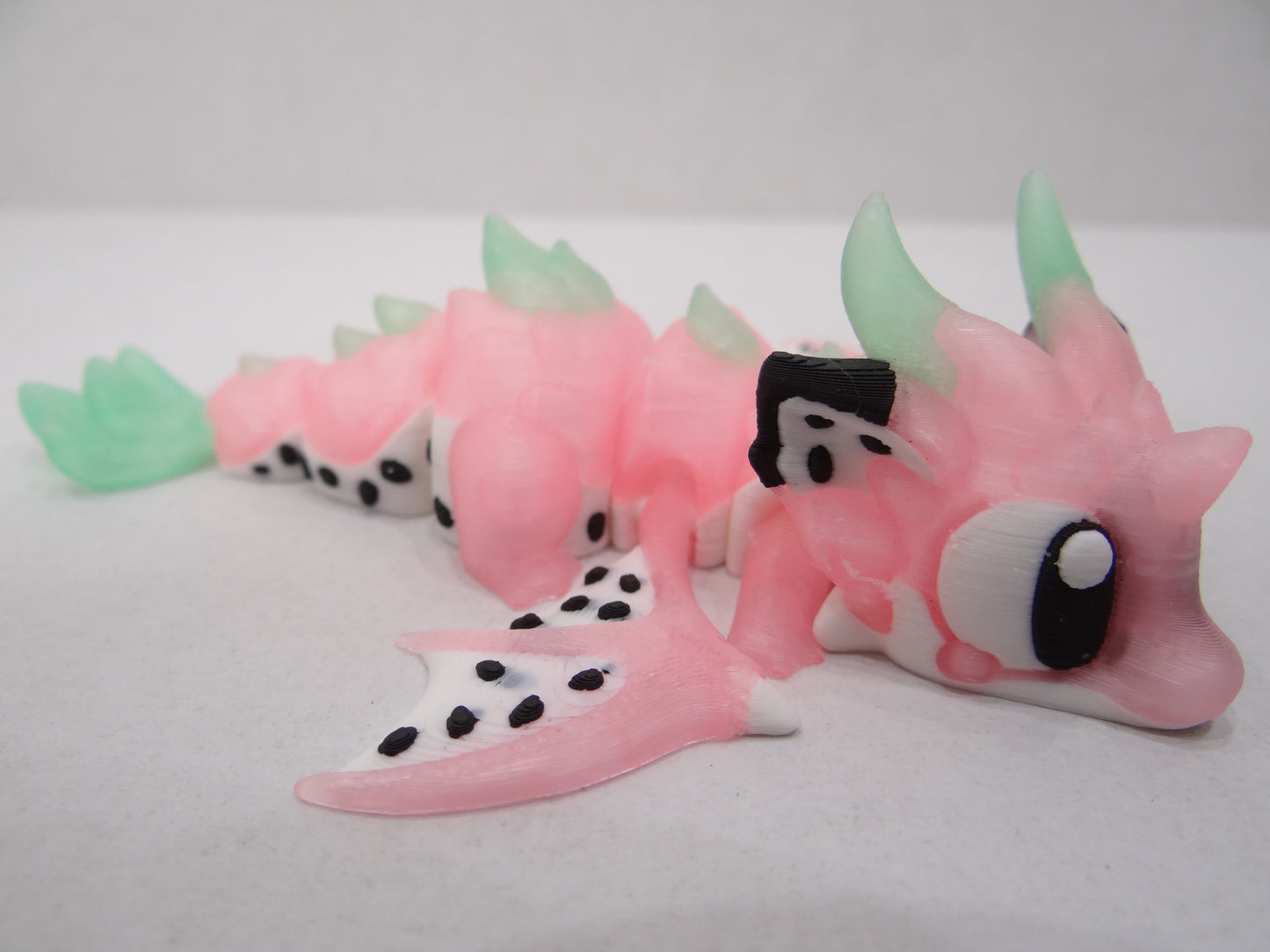3D Printed Articulating Dragon Fruit Dragon – Magnetic Poseable Desk Decor