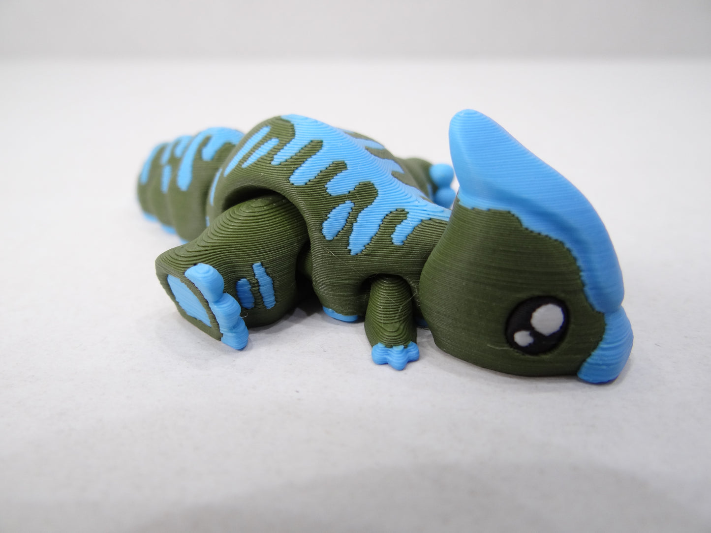 3D Printed Articulating Tiny Parasaur Magnet – Cute Mini Dinosaur Decor