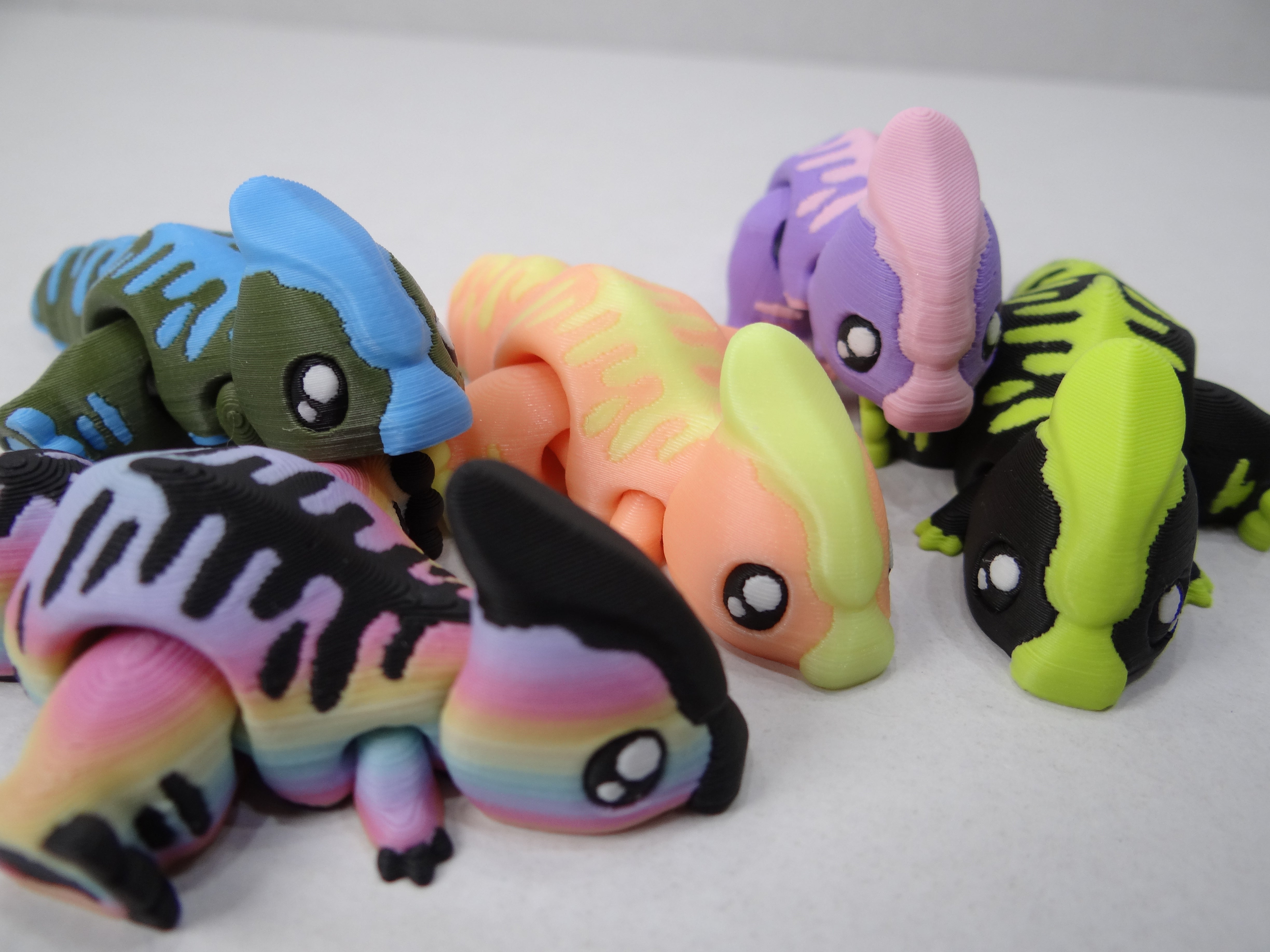 3D Printed Articulating Tiny Parasaur Magnet – Cute Mini Dinosaur Deco ...