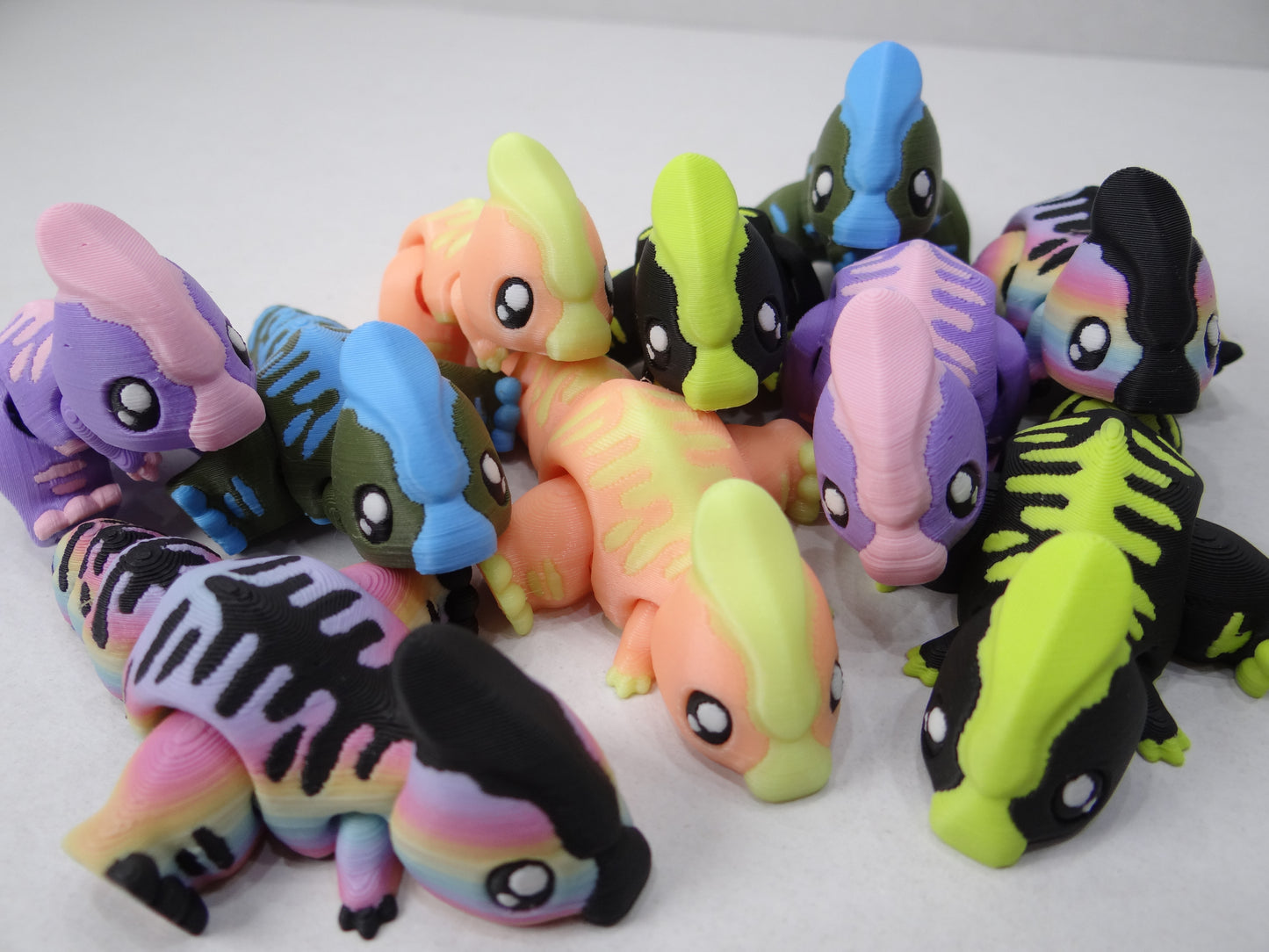 3D Printed Articulating Tiny Parasaur Magnet – Cute Mini Dinosaur Decor