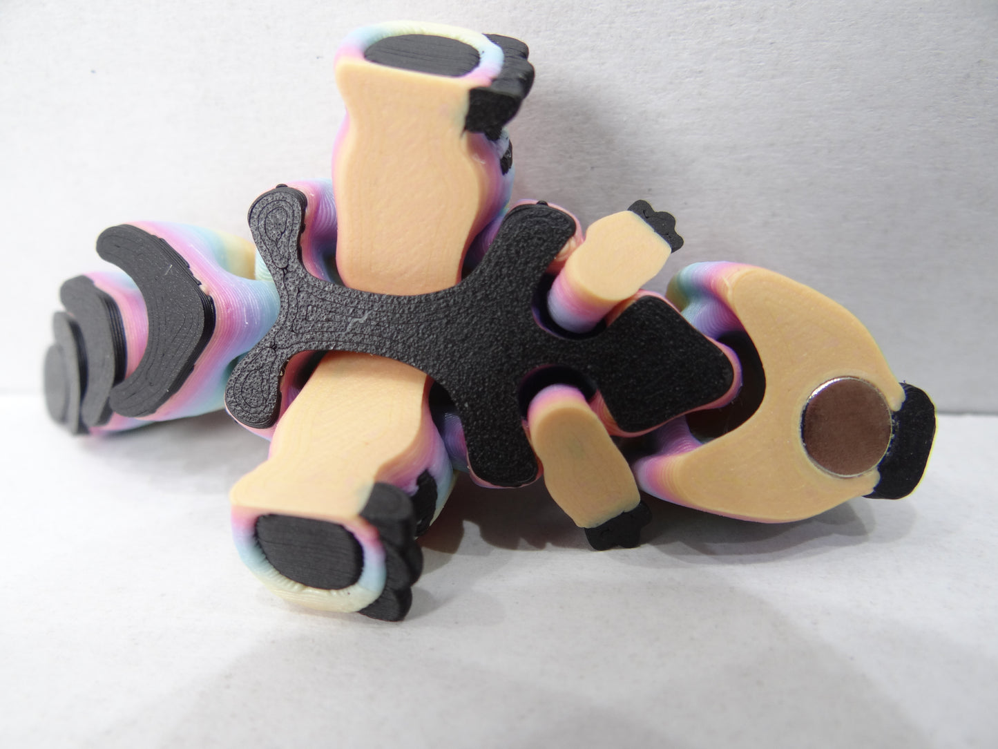 3D Printed Articulating Tiny Parasaur Magnet – Cute Mini Dinosaur Decor