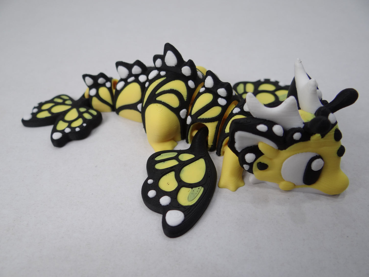 3D Printed Magnetic Baby Butterfly Dragon – Articulating Fantasy Creature