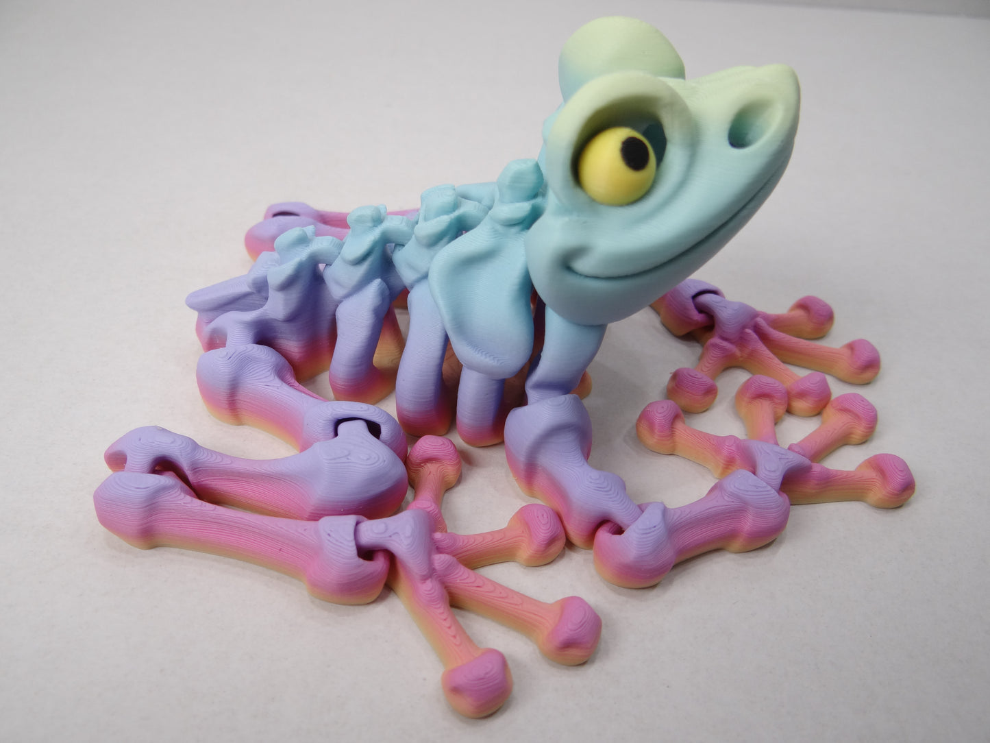 3D Printed Articulating Magnetic Skeleton Frogs – Spooky & Fun Decor