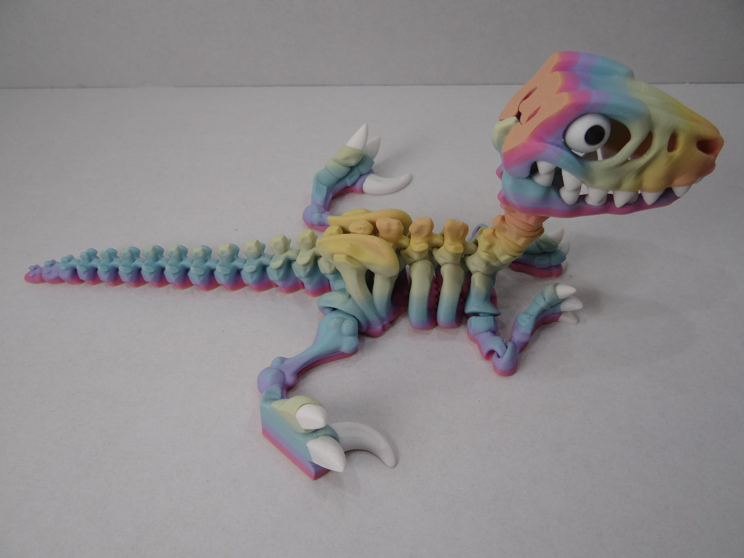 3D Printed Articulating Skeleton Raptors – Fantasy Fossil Fun