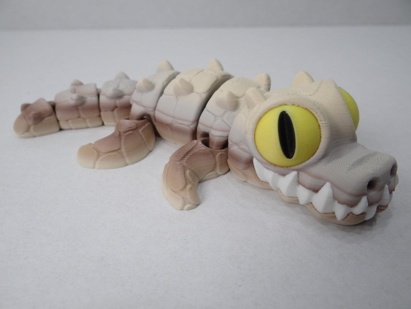 3D Printed Articulating Crocodile – Poseable Magnetic Animal Decor