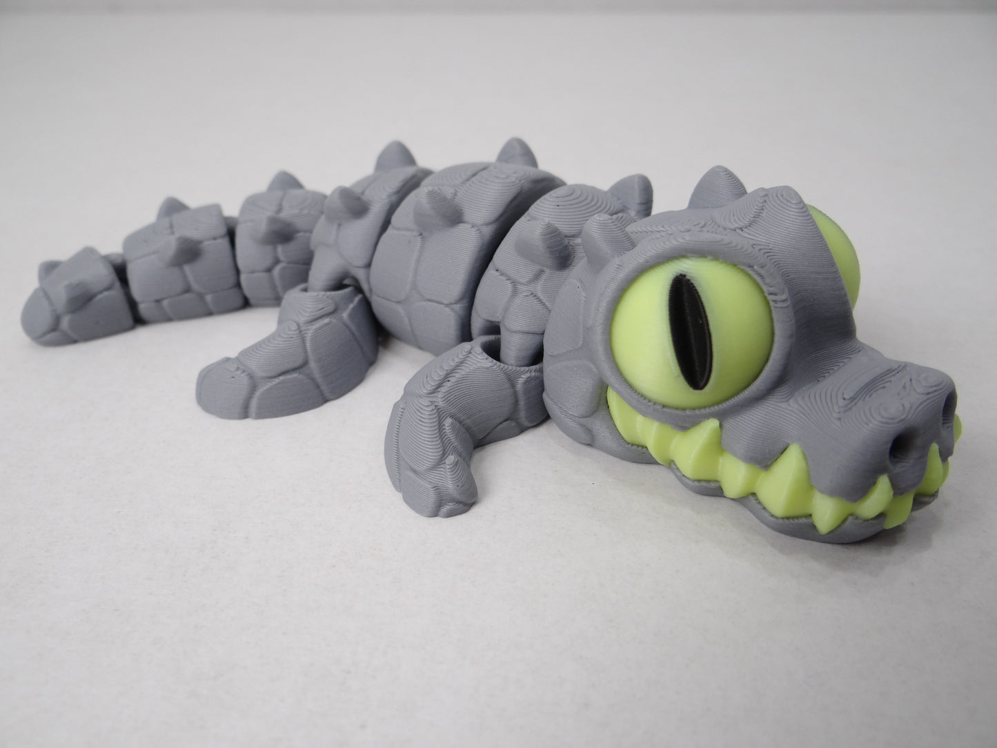 3D Printed Articulating Crocodile – Poseable Magnetic Animal Decor