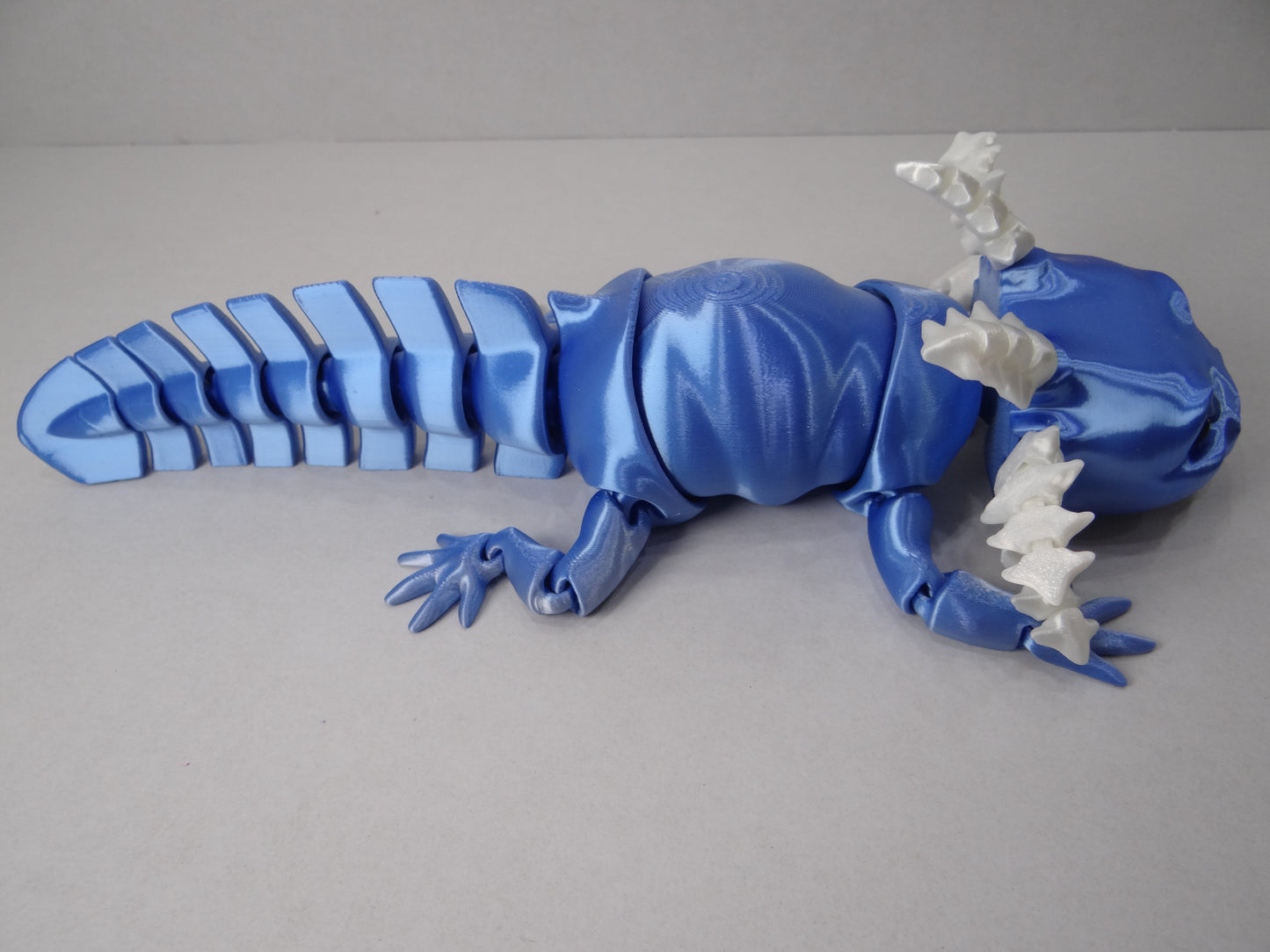 Articulating Axolotl – 3D Printed Poseable Amphibian Shelf or Desk Decor