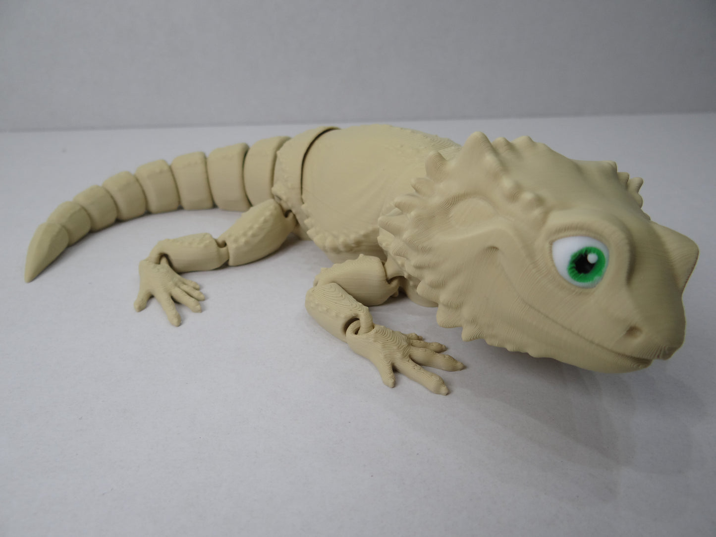 Articulating Bearded Dragon – 3D Printed Poseable Reptile Shelf Decor