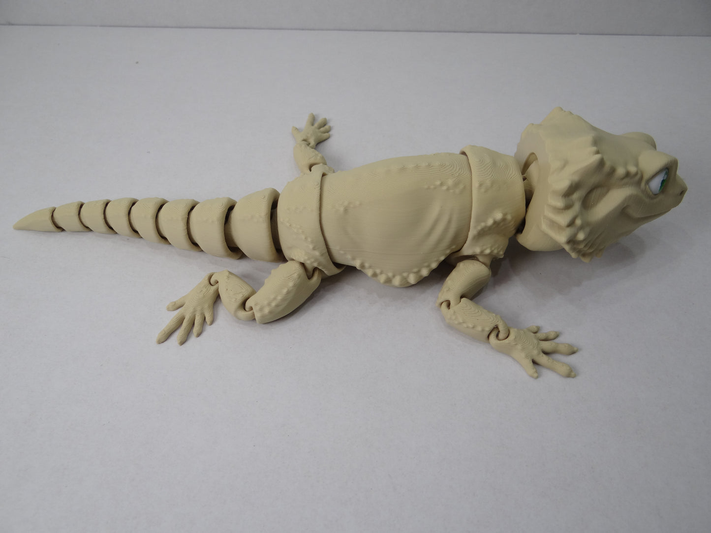 Articulating Bearded Dragon – 3D Printed Poseable Reptile Shelf Decor