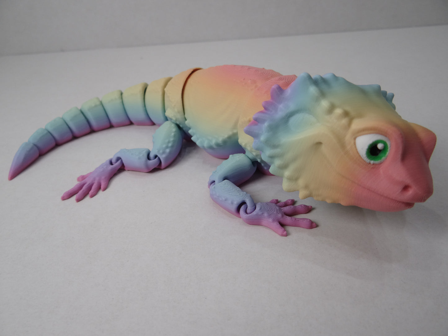 Articulating Bearded Dragon – 3D Printed Poseable Reptile Shelf Decor
