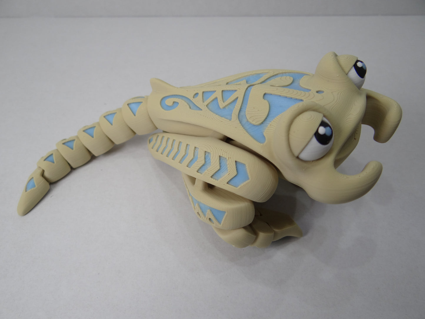 3D Printed Manta Ray – Tattooed Poseable Sea Animal – Ocean Lover Gift