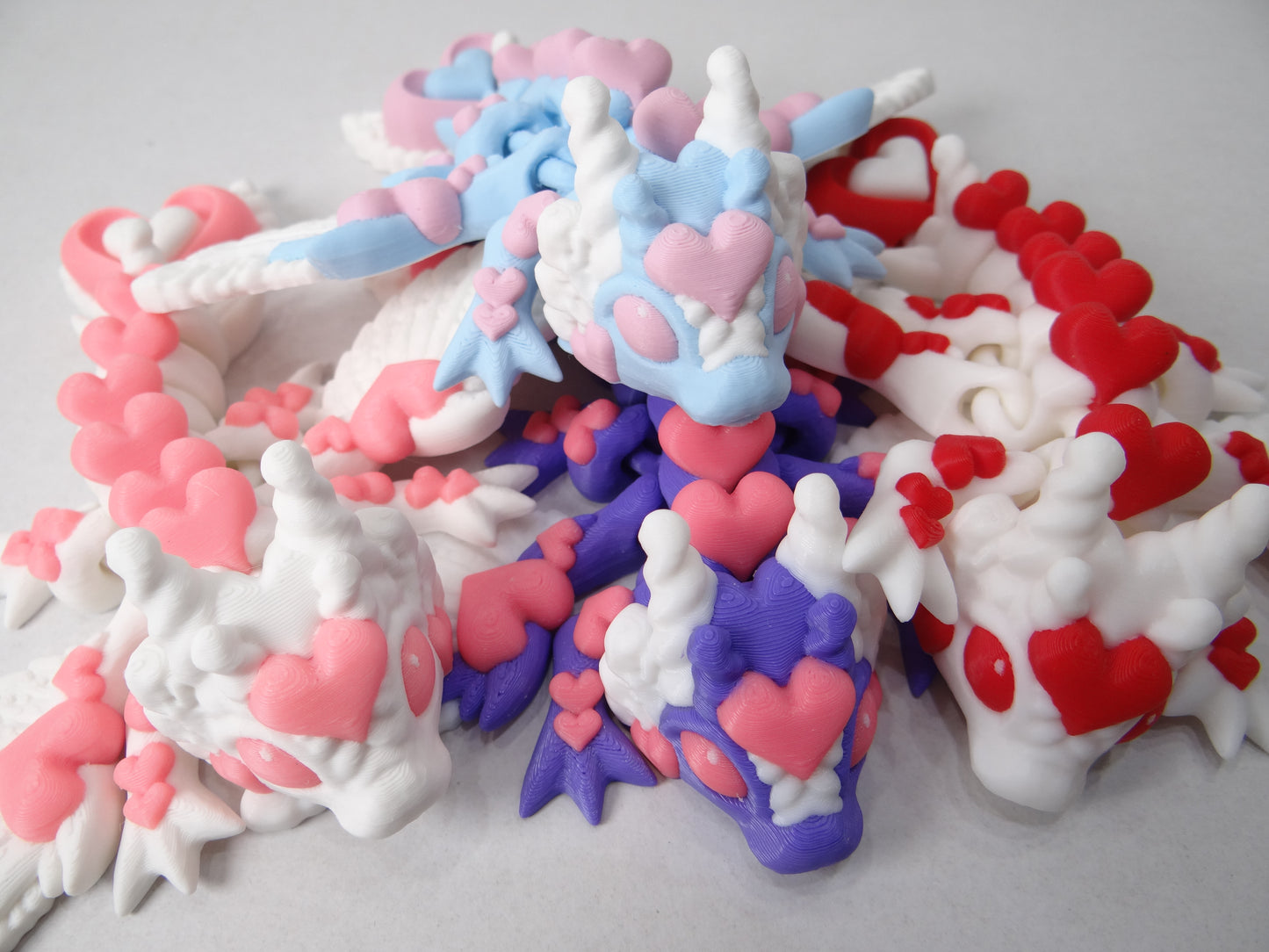 3D Printed Articulating Baby Heart Dragon – Poseable 6" Fantasy Figurine | Glow in the Dark Collectible