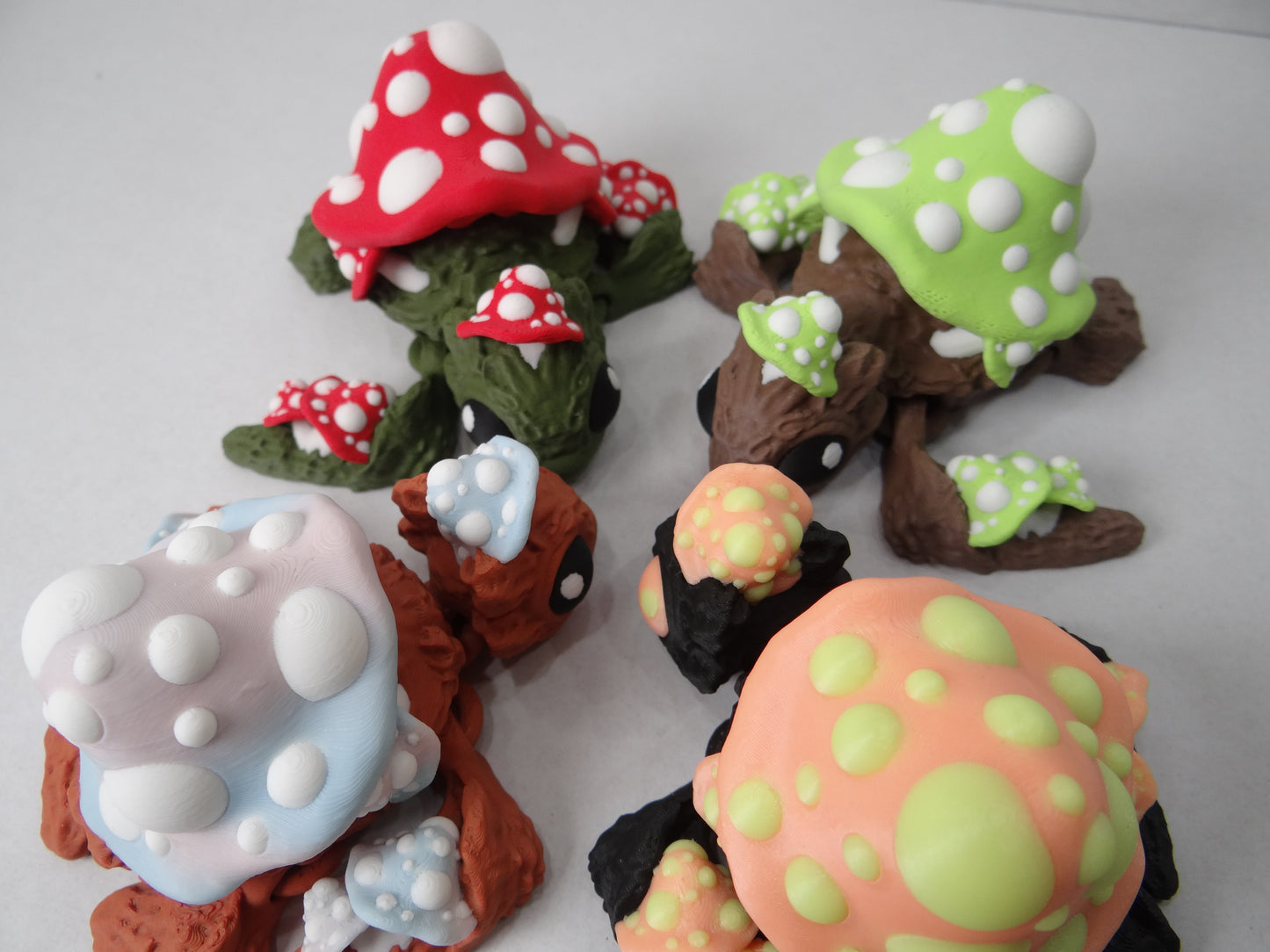 3D Printed Magnetic Mushroom Turtle – Articulating Poseable Fantasy Desk Pet