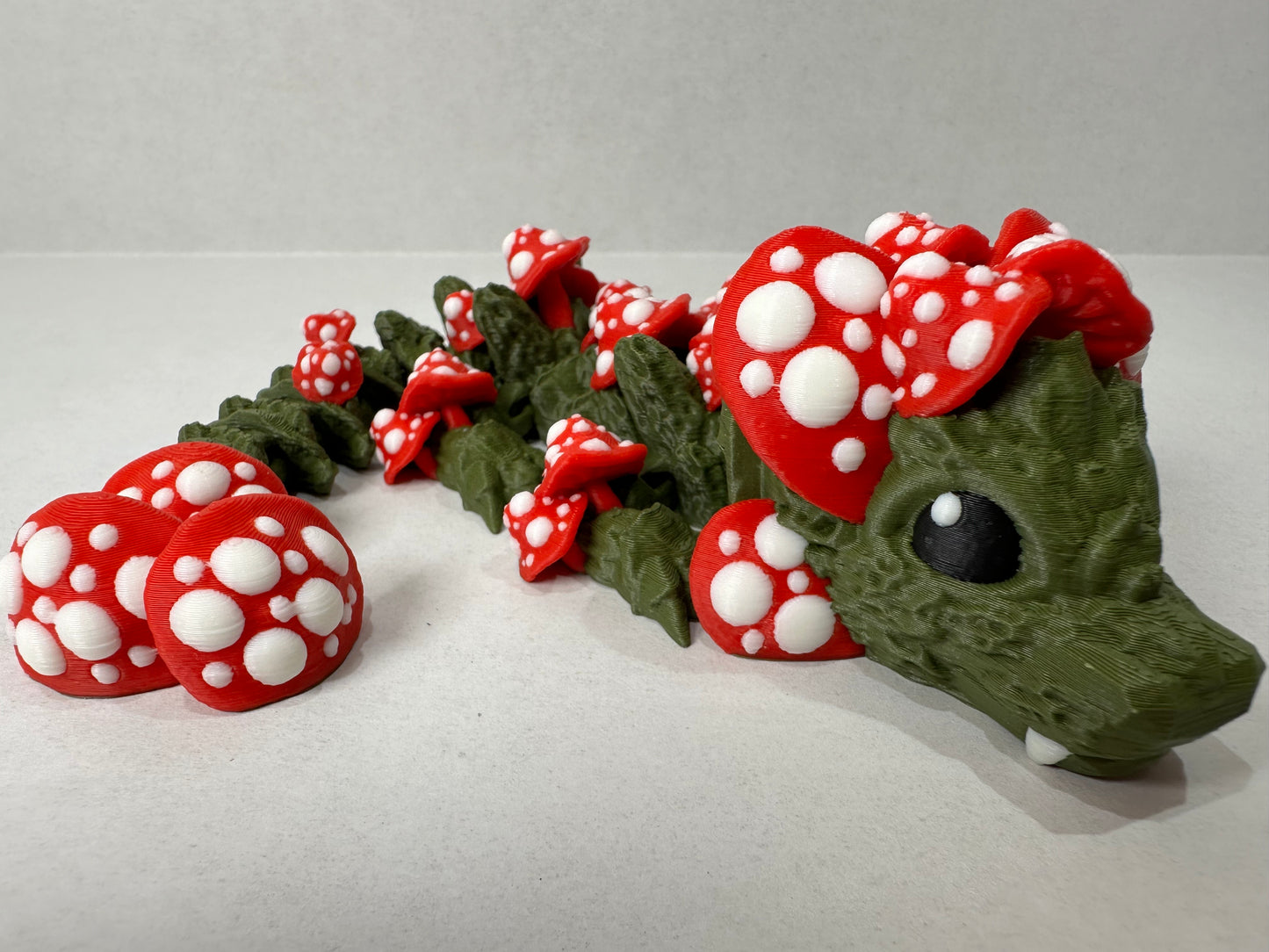 Articulating Mushroom Dragon – 9" 3D Printed Fantasy Creature – Glow, Cappuccino, or Macaron Rainbow Finish