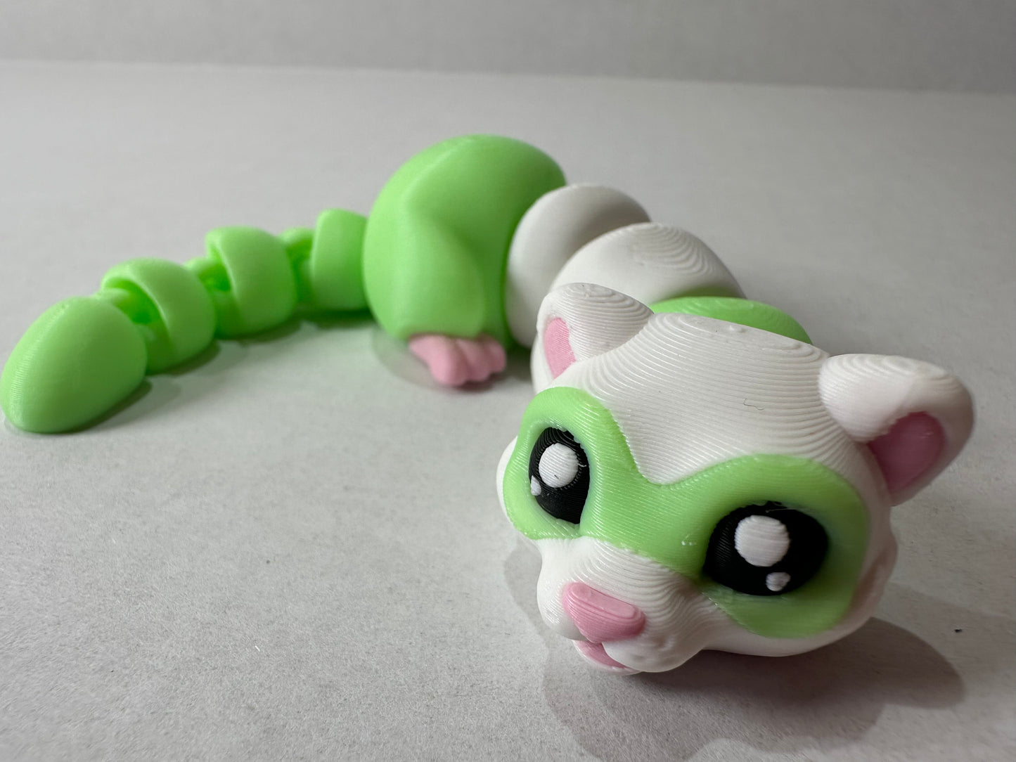 3D Articulating Ferret Decorative Figurine with Magnets