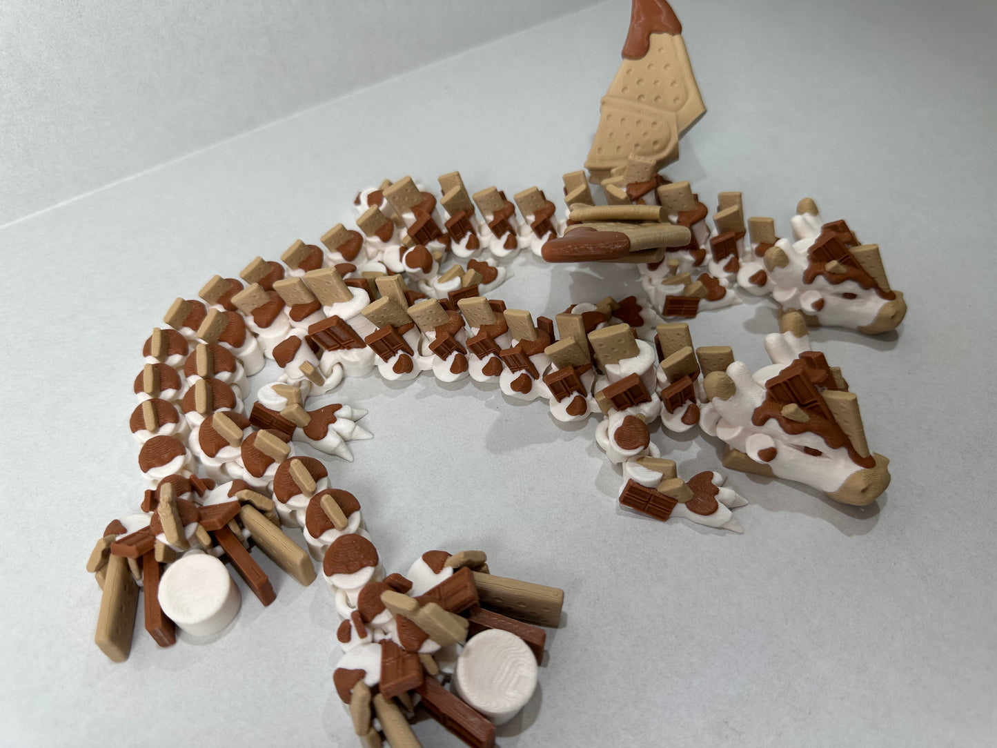 3D Printed Articulating S’more Dragon – Cute Campfire-Inspired Fantasy Decor