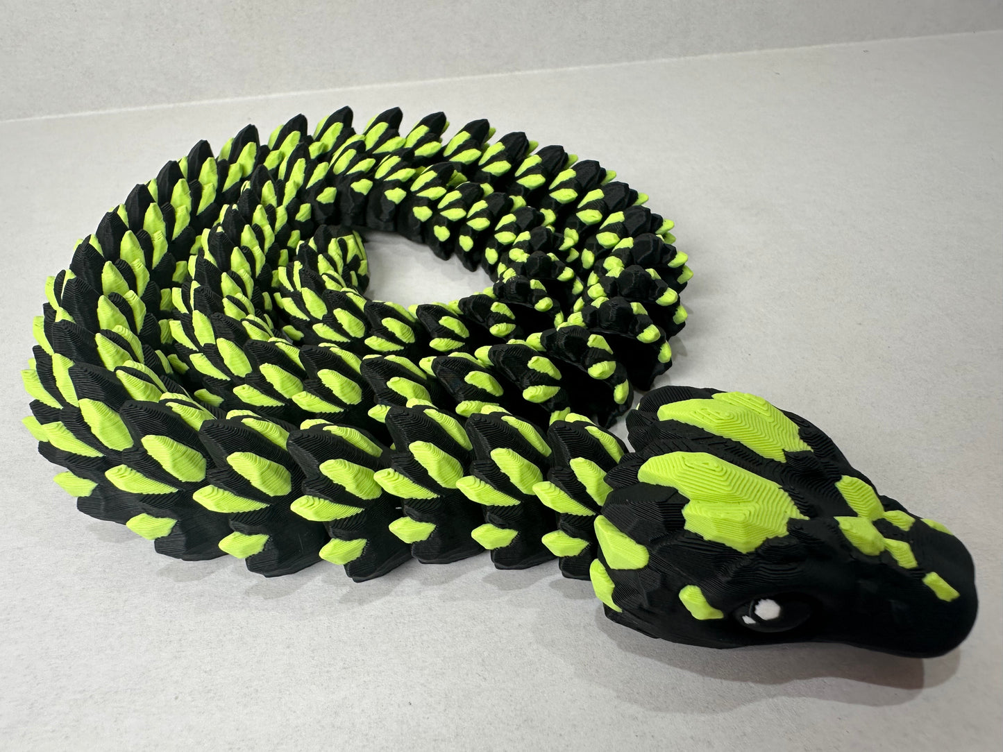 3D Printed Articulating Crystal Snake – Fantasy Decor or Unique Gift