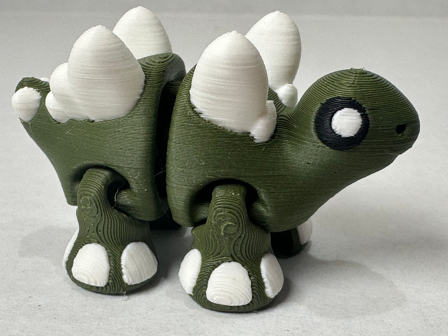 3D Printed Tiny Magnetic Stegosaurus – Cute Articulating Dino Fridge or Desk Buddy