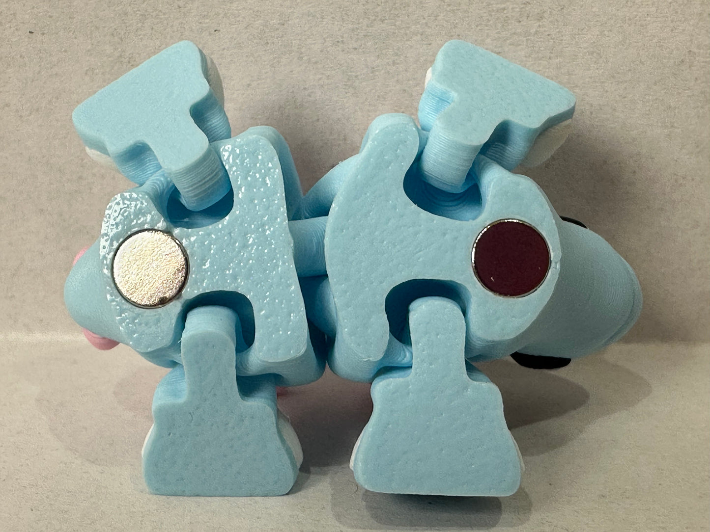 3D Printed Tiny Magnetic Stegosaurus – Cute Articulating Dino Fridge or Desk Buddy