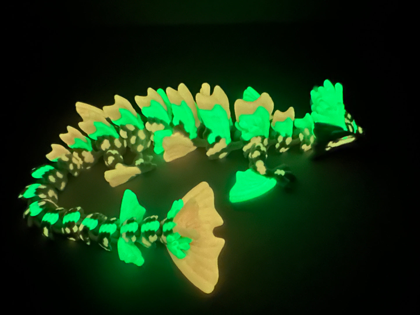 3D Printed Articulating Koi Fish Dragon – Elegant Fantasy Decor Gift