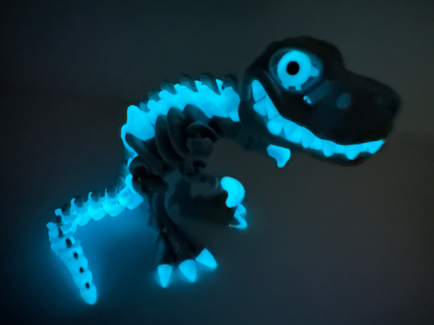 3D Printed Articulating Skeleton T-Rex – Poseable Dinosaur Desk or Shelf Decor