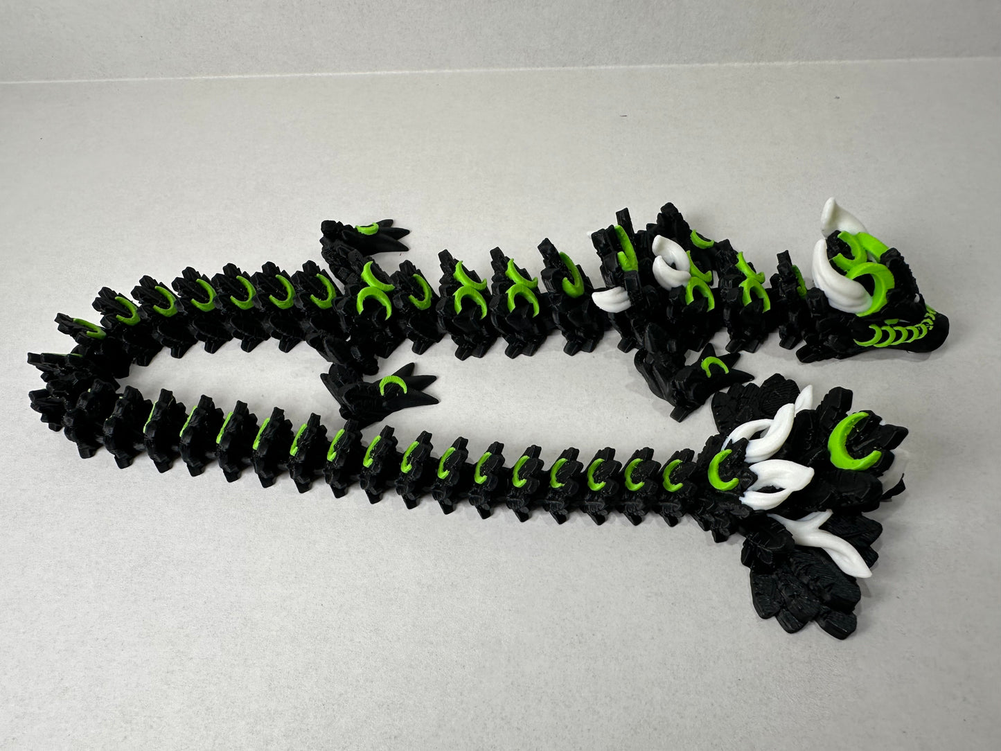 3D Printed Articulating Lunar Dragon – Poseable Celestial Fantasy Decor