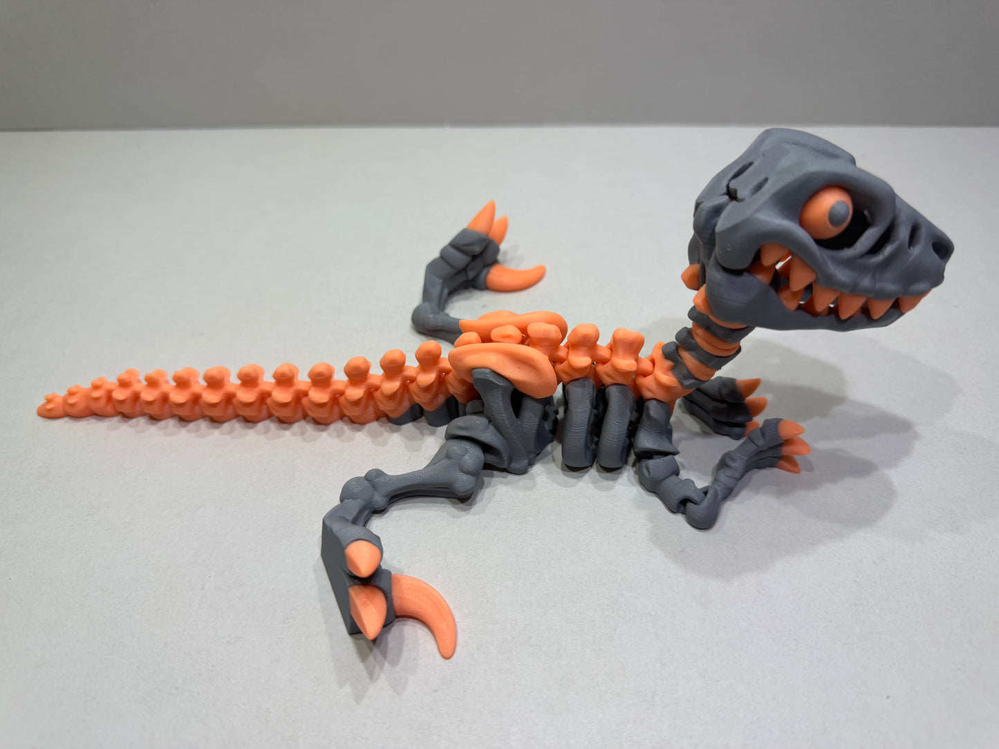 3D Printed Articulating Skeleton Raptors – Fantasy Fossil Fun