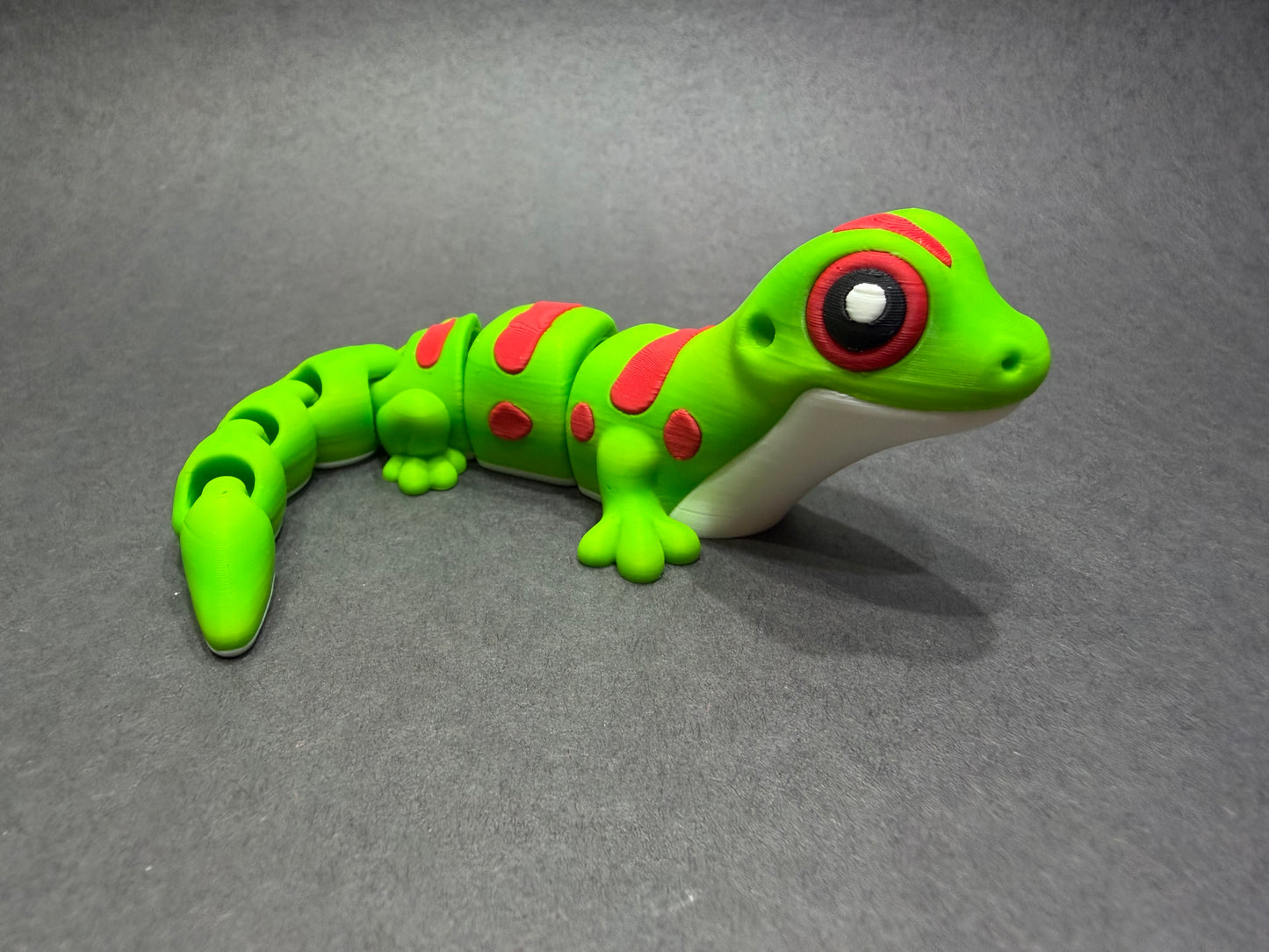 Articulating Magnetic Day Gecko, 3D Printed Flexible Lizard, Fridge Magnet Decor, Reptile Gift