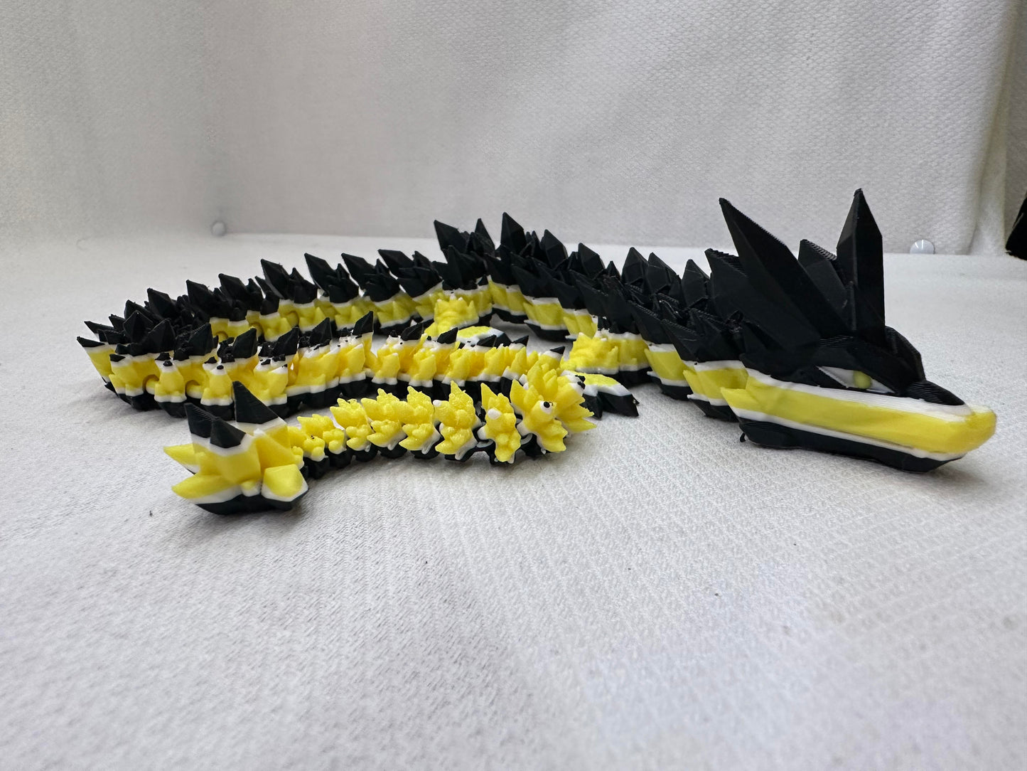 3D Printed Articulating Crystal Dragons Fidget