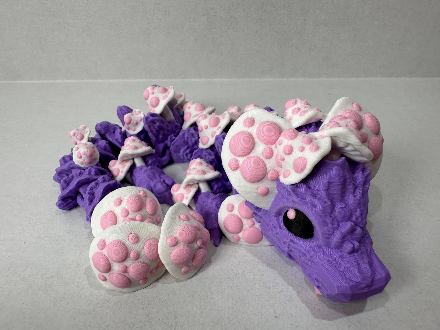 Articulating Mushroom Dragon – 9" 3D Printed Fantasy Creature – Glow, Cappuccino, or Macaron Rainbow Finish