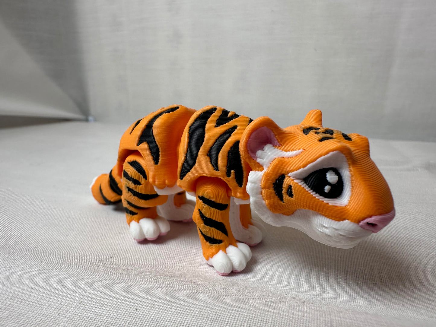 3D Articulated Mini Tiger Display Pieces Fidget or Keychain