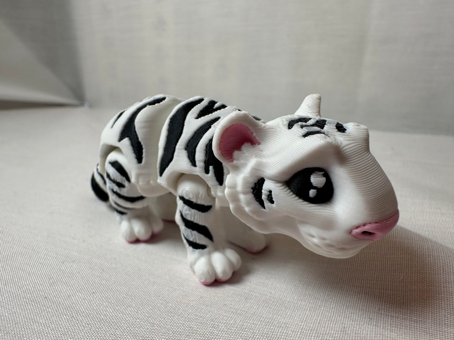 3D Articulated Mini Tiger Display Pieces Fidget or Keychain